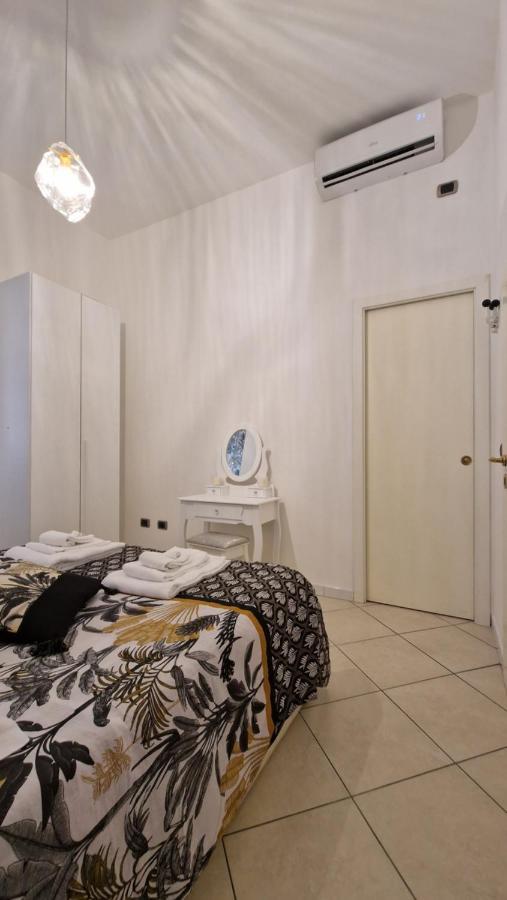 Relax In Trastevere Rome - Independent Apartment Ngoại thất bức ảnh