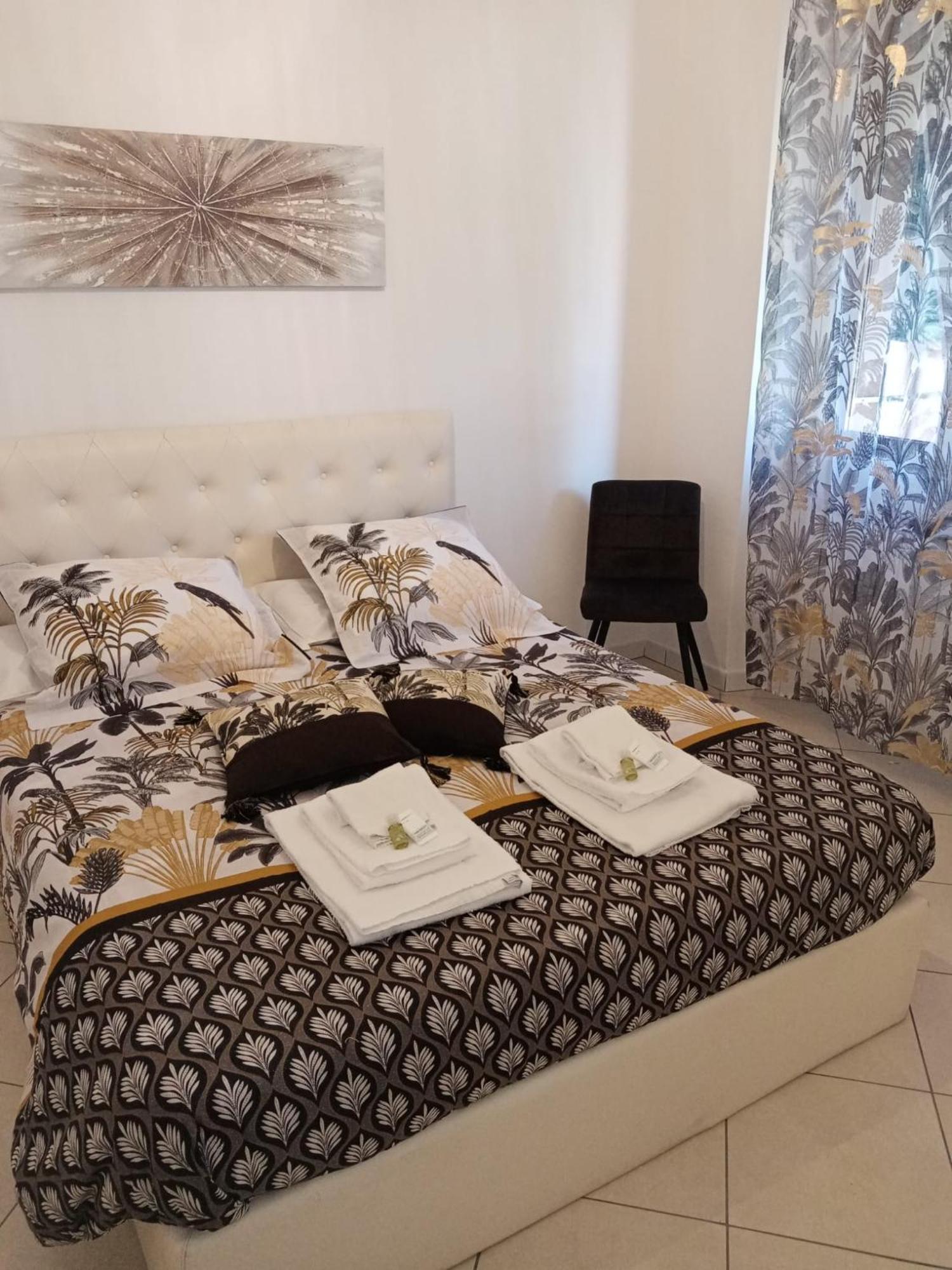 Relax In Trastevere Rome - Independent Apartment Ngoại thất bức ảnh